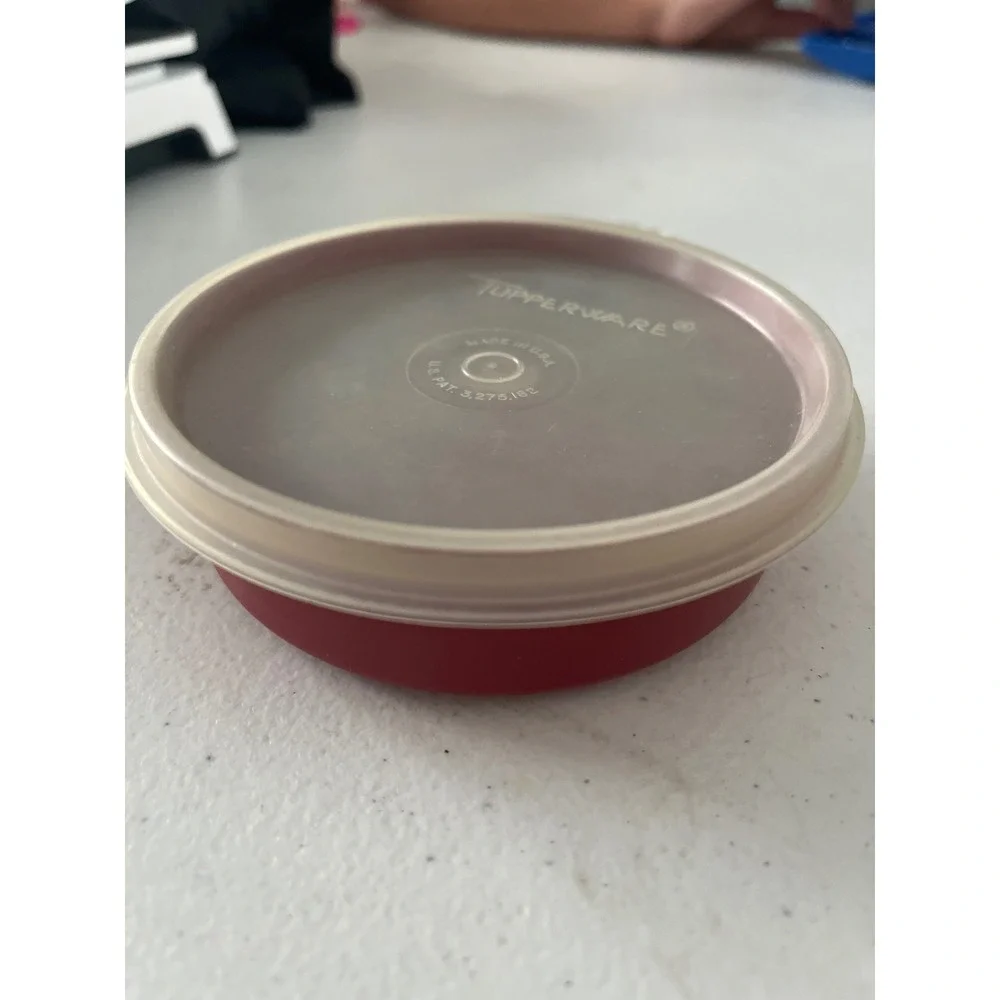 Vintage Tupperware Red Small Round Bowl with Lid 1286-13 Seal 215-23 USA